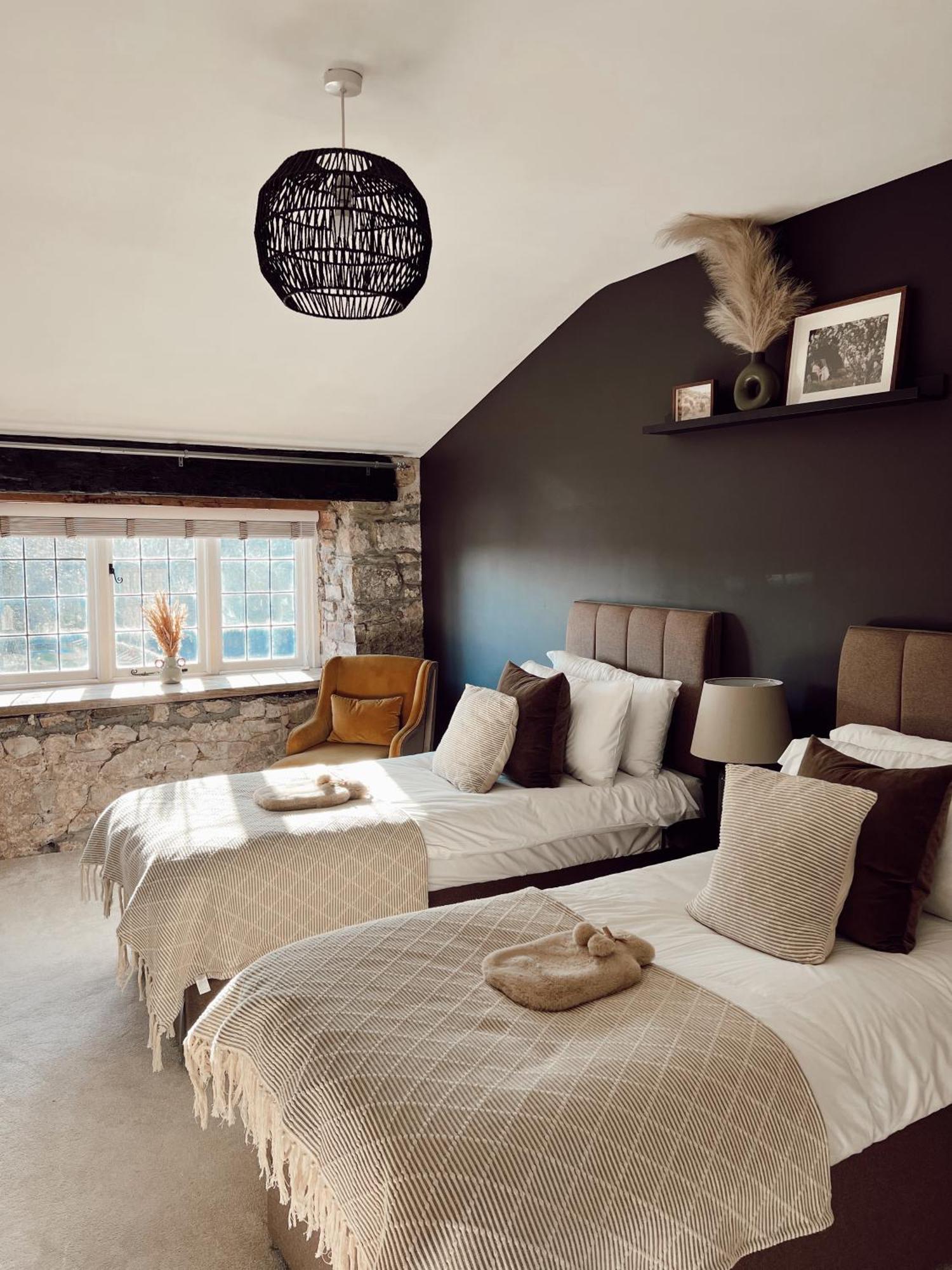 The Potting Shed Villa Chepstow Bagian luar foto